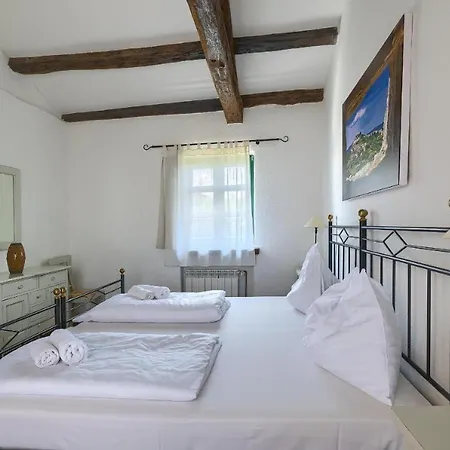 Villa Leopoldo By Istrian Country Houses Barat  Exterior photo